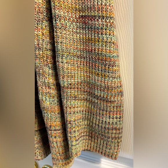 J. Crew Women’s Green Multicolor V-Neck Knit Sweater Sz. S Tall - Picture 4 of 5